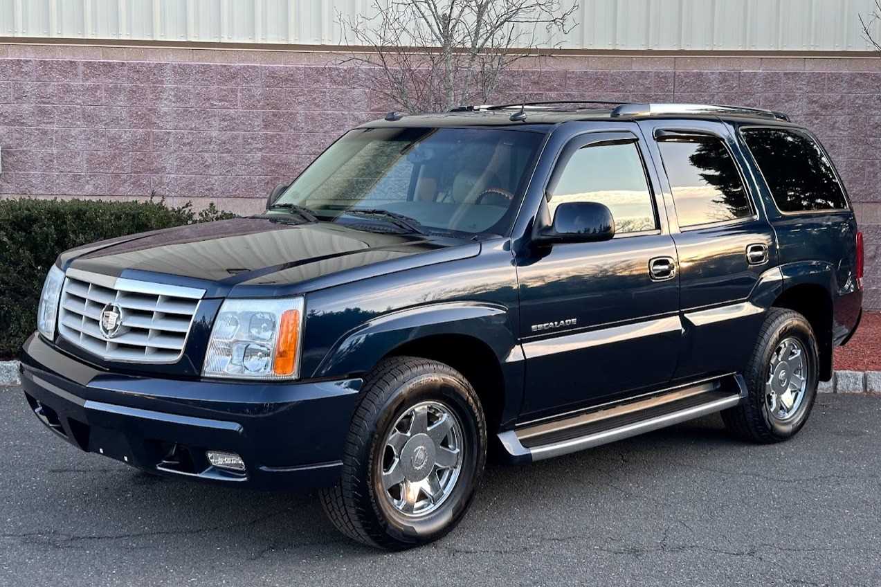 2004 cadillac escalade owners manual