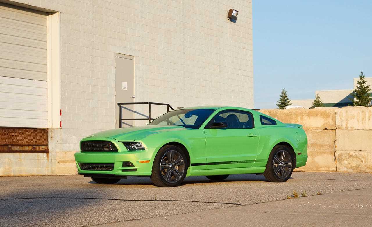 2013 ford mustang v6 owners manual