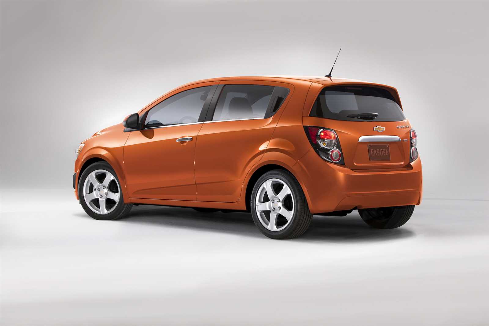 2015 chevy sonic owners manual