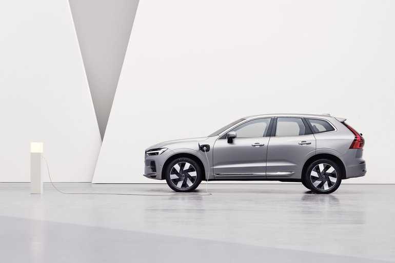 2022 volvo xc60 owners manual