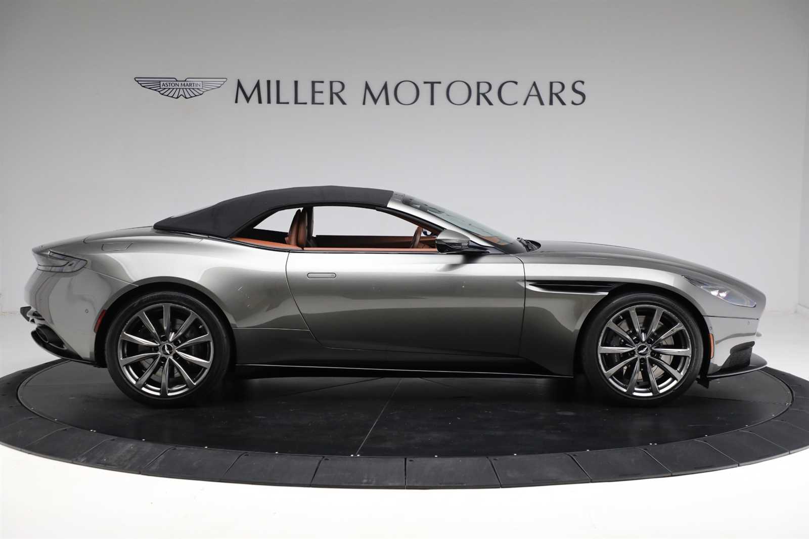 aston martin db11 owners manual