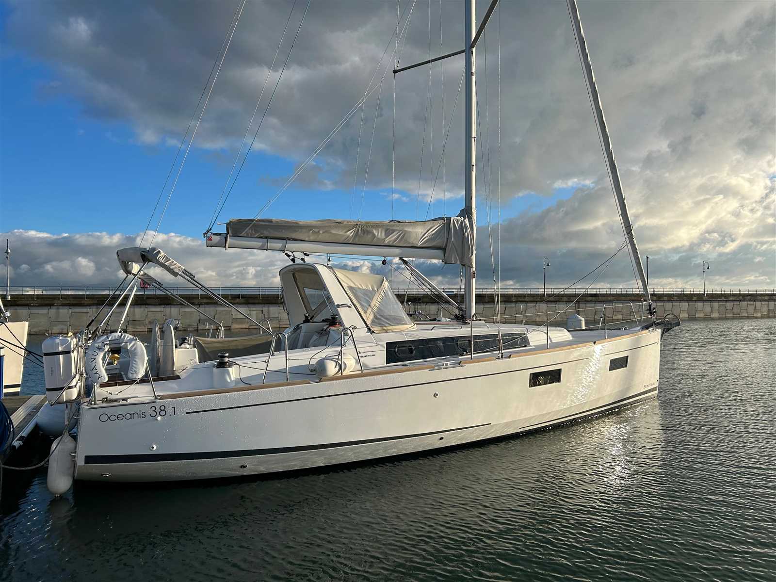 beneteau oceanis 38.1 owners manual