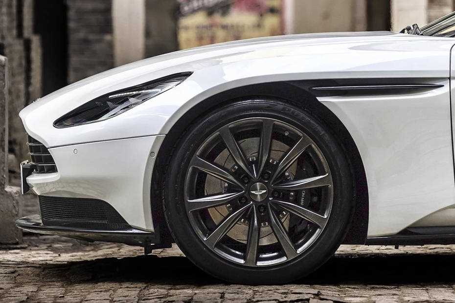 aston martin db11 owners manual