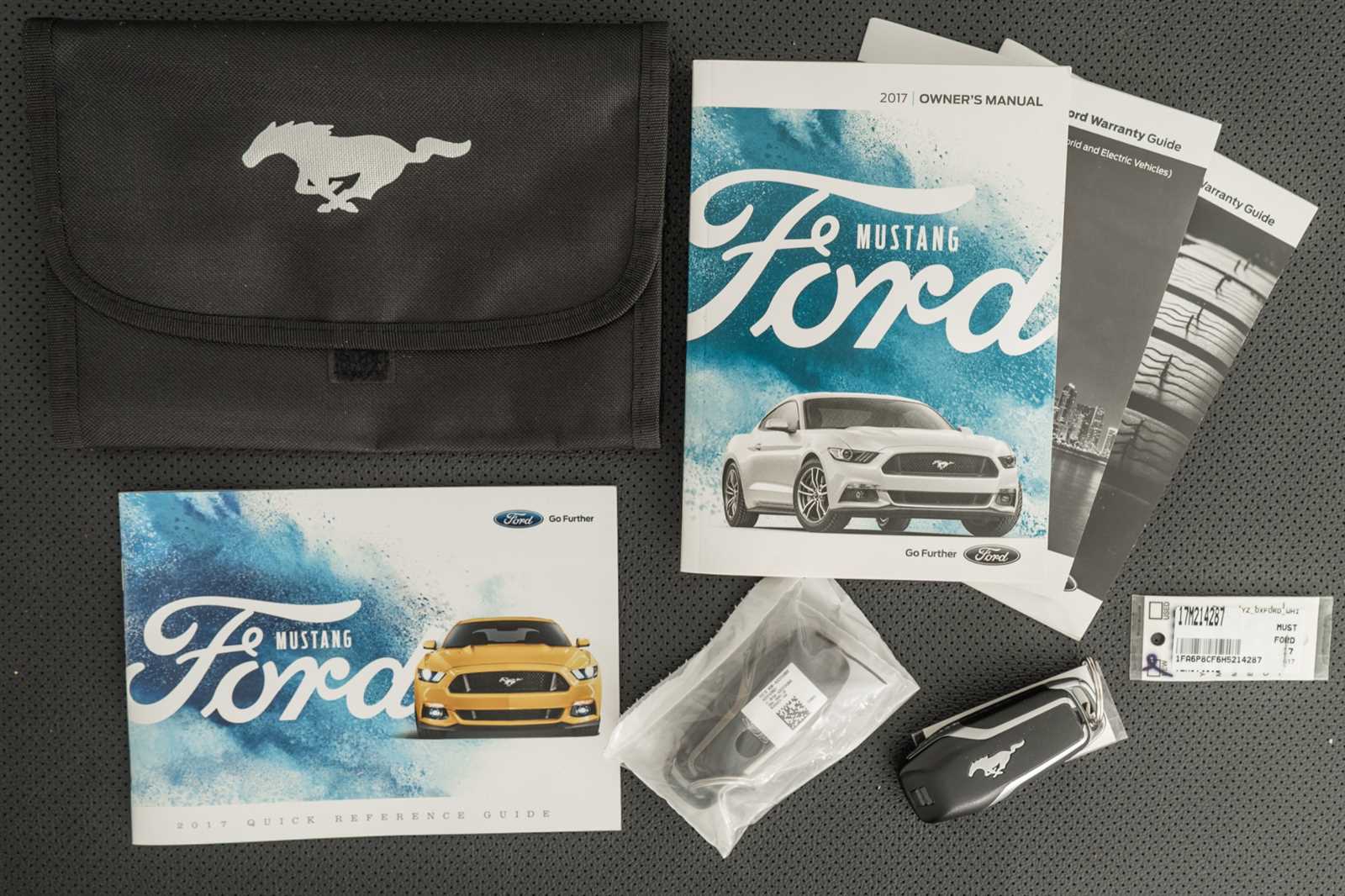 ford mustang 2017 owners manual