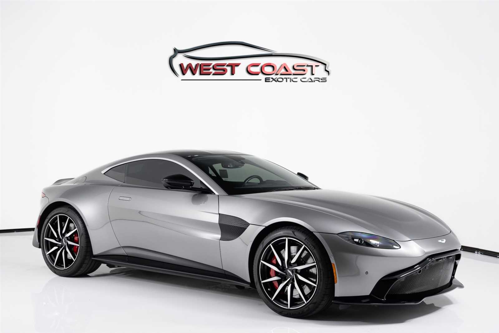 2019 aston martin vantage owners manual