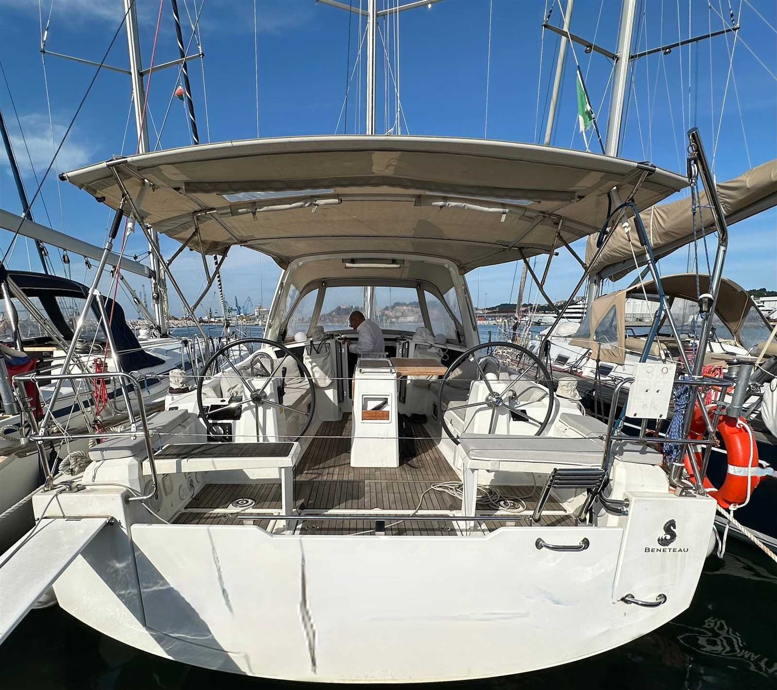 beneteau oceanis 38.1 owners manual