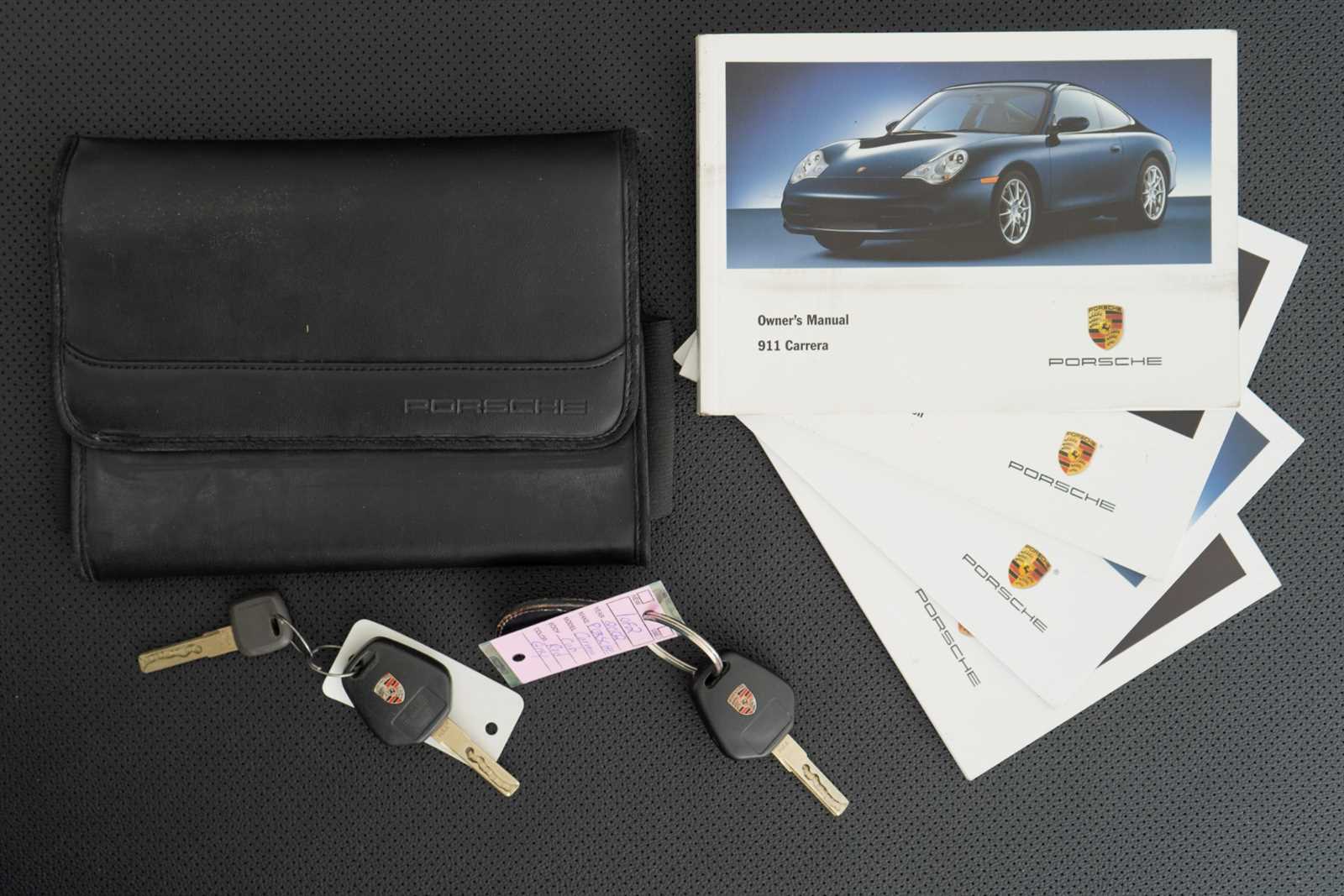 porsche owners manual case