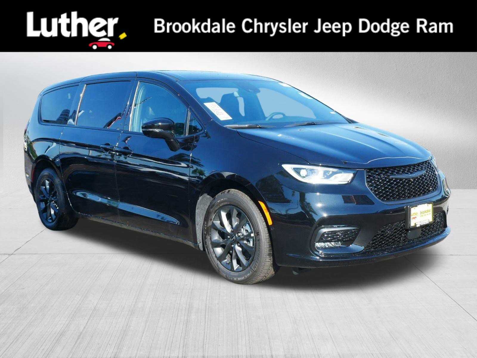 2017 chrysler pacifica touring l owners manual