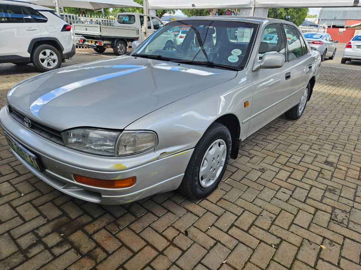 1993 toyota camry owners manual