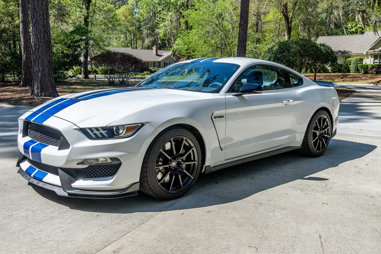 2018 gt350 owners manual