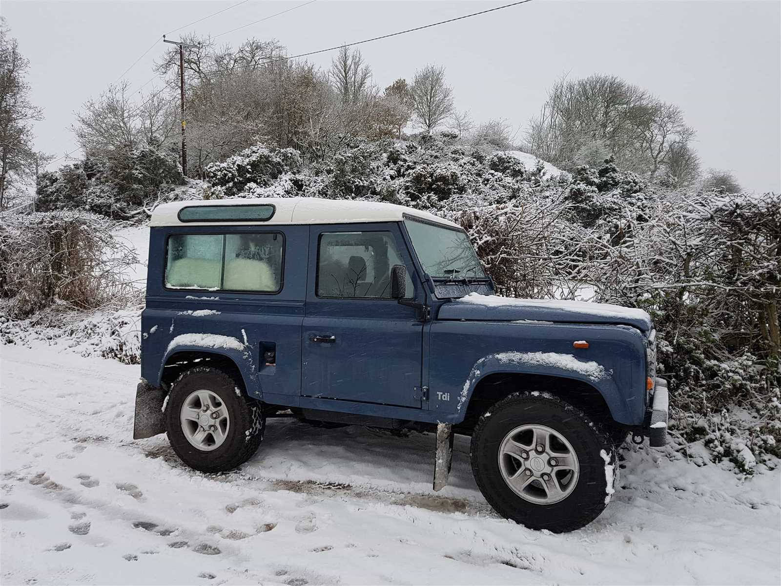 land rover defender owners manual