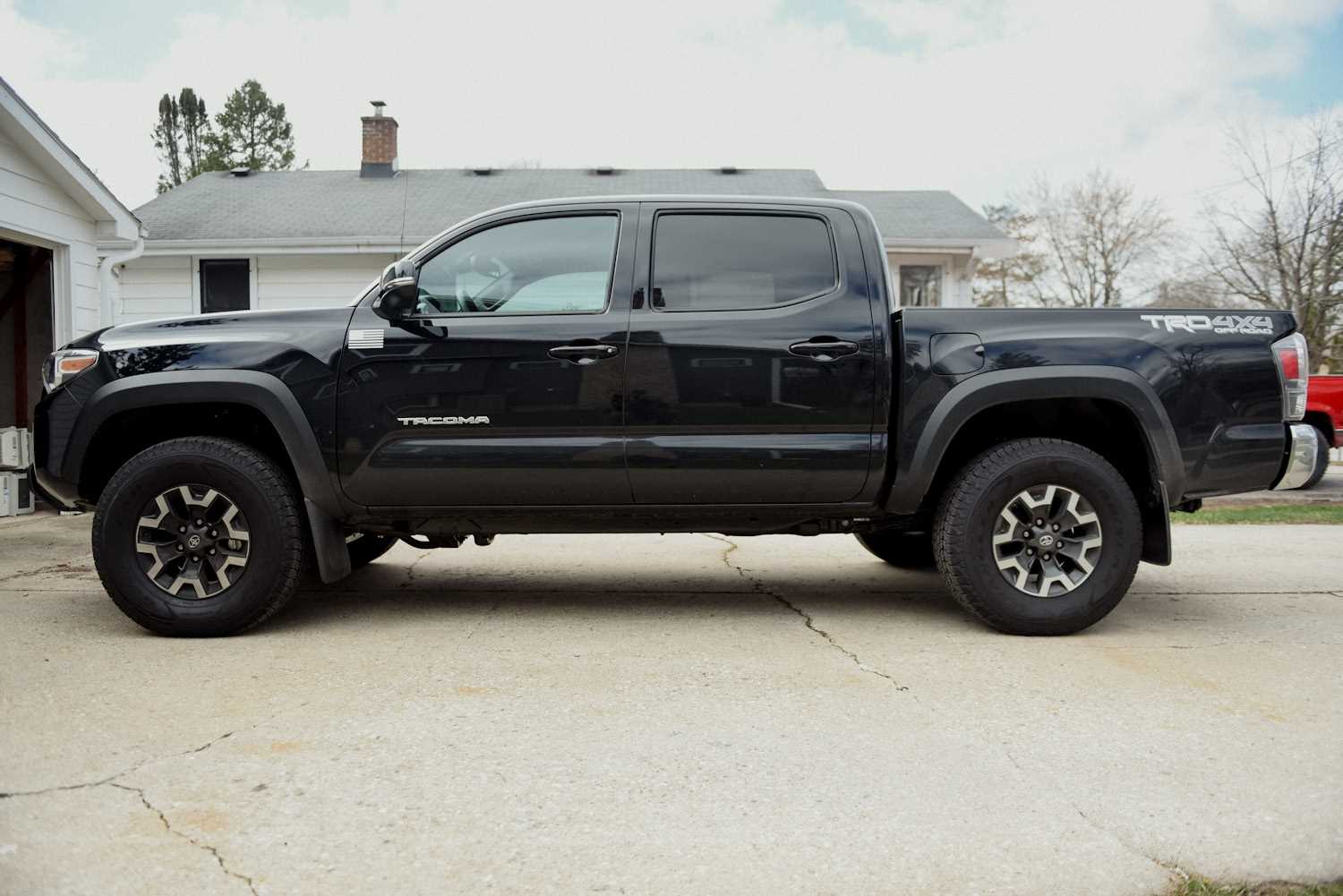 2020 toyota tacoma trd off road owners manual