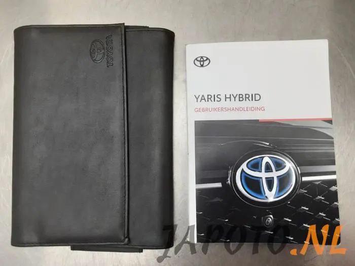 toyota yaris 2007 owners manual