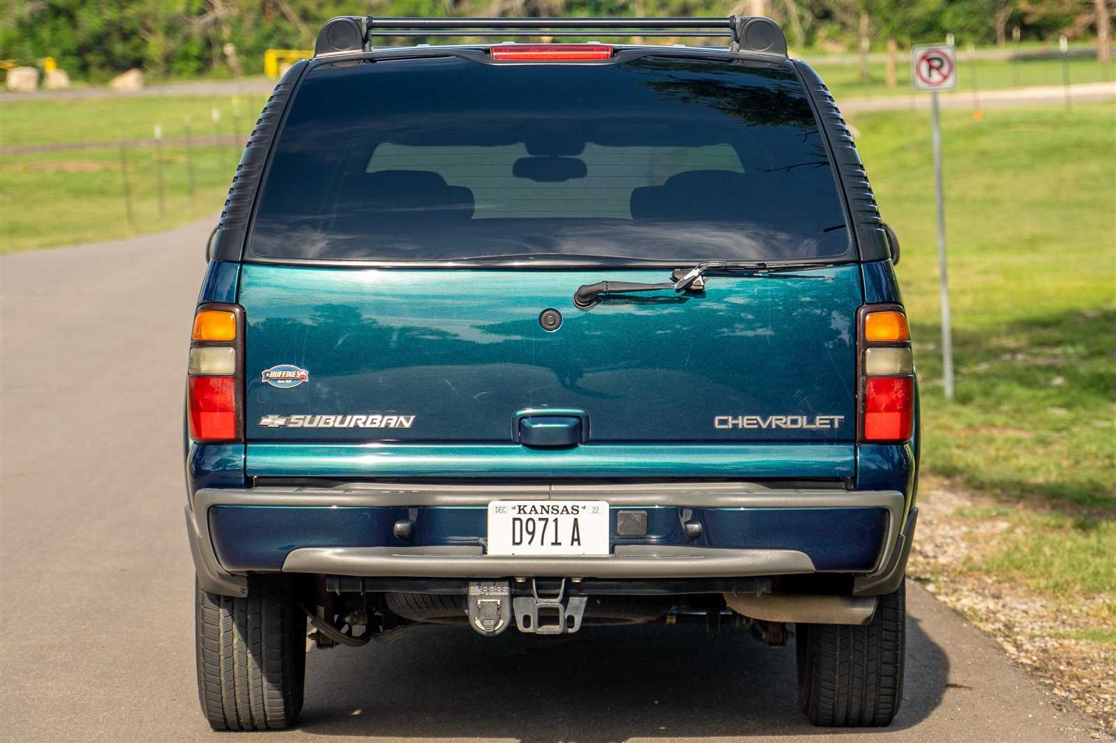 2005 chevrolet suburban owners manual