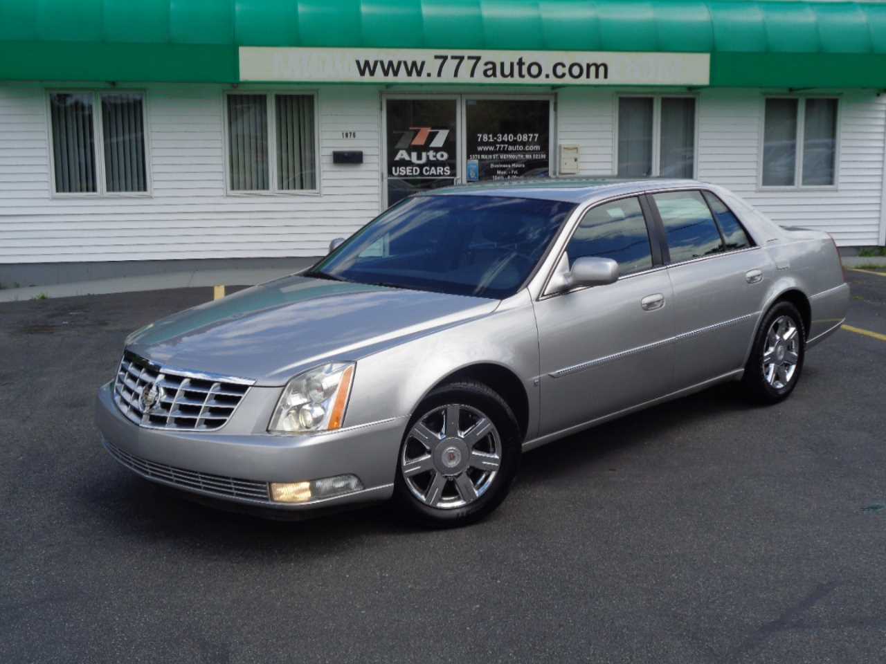 cadillac dts owners manual